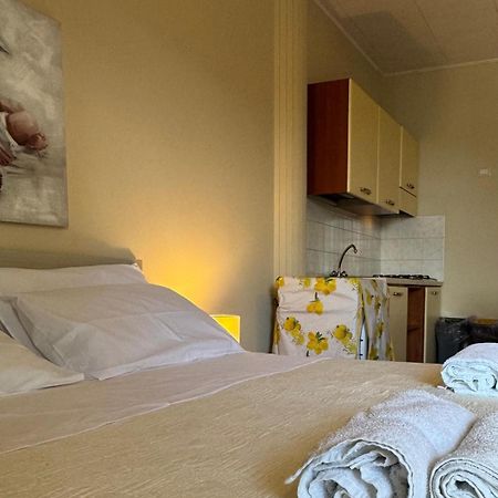Case Vacanze Di Isabella Stoia Giardini-Naxos Extérieur photo