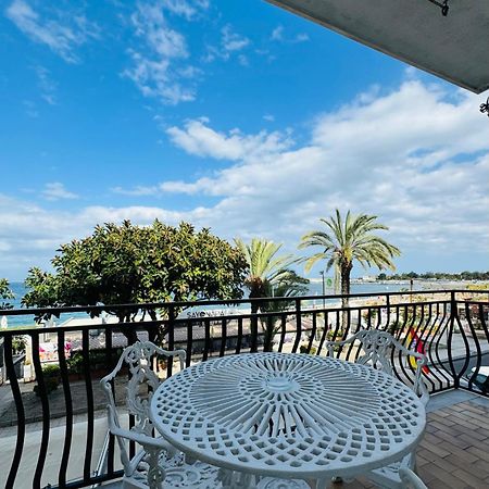 Case Vacanze Di Isabella Stoia Giardini-Naxos Extérieur photo