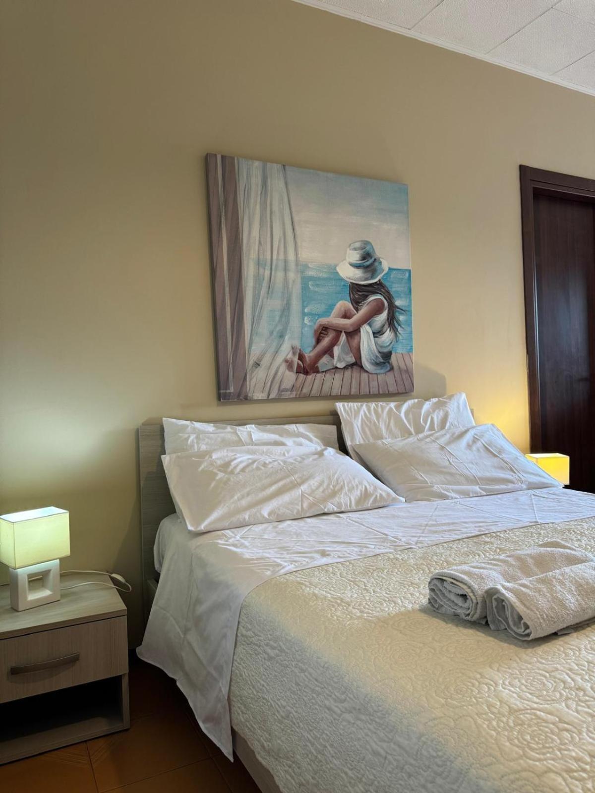 Case Vacanze Di Isabella Stoia Giardini-Naxos Extérieur photo