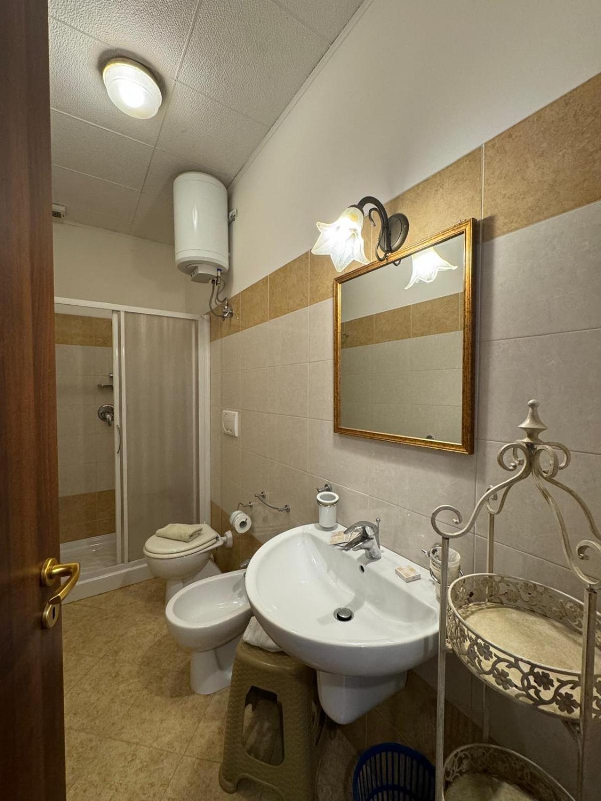 Case Vacanze Di Isabella Stoia Giardini-Naxos Extérieur photo