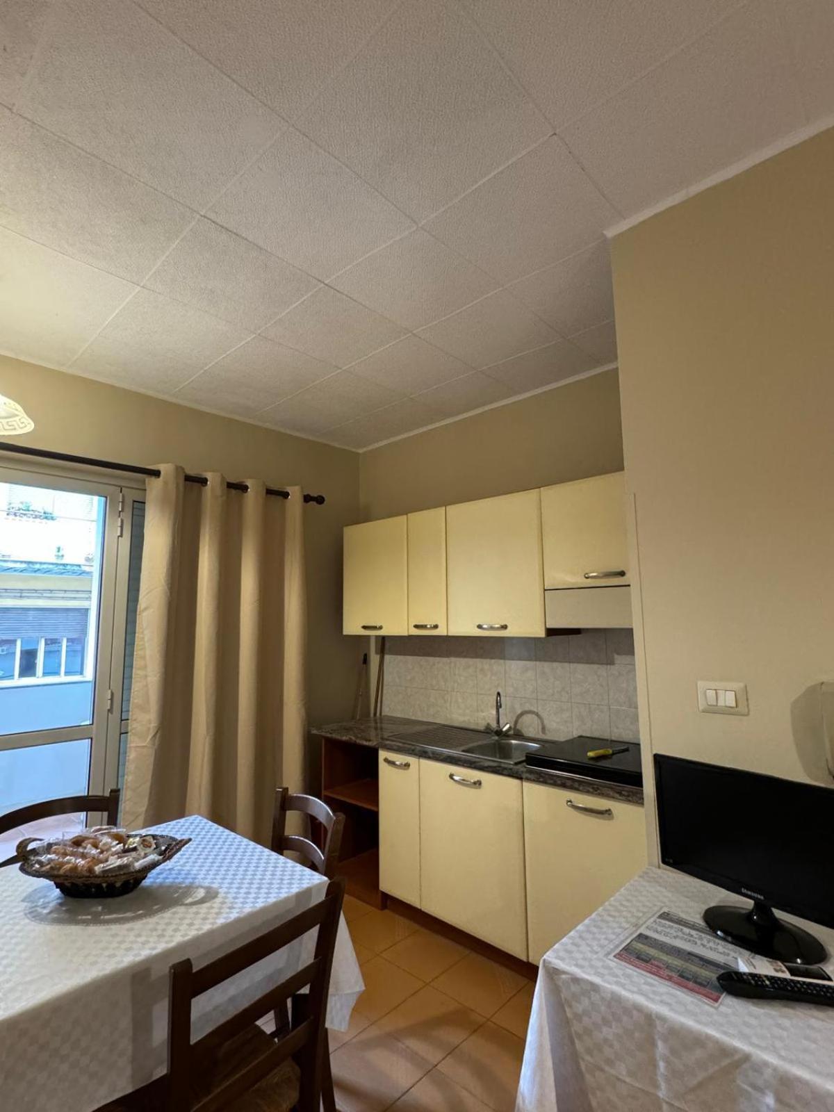 Case Vacanze Di Isabella Stoia Giardini-Naxos Extérieur photo