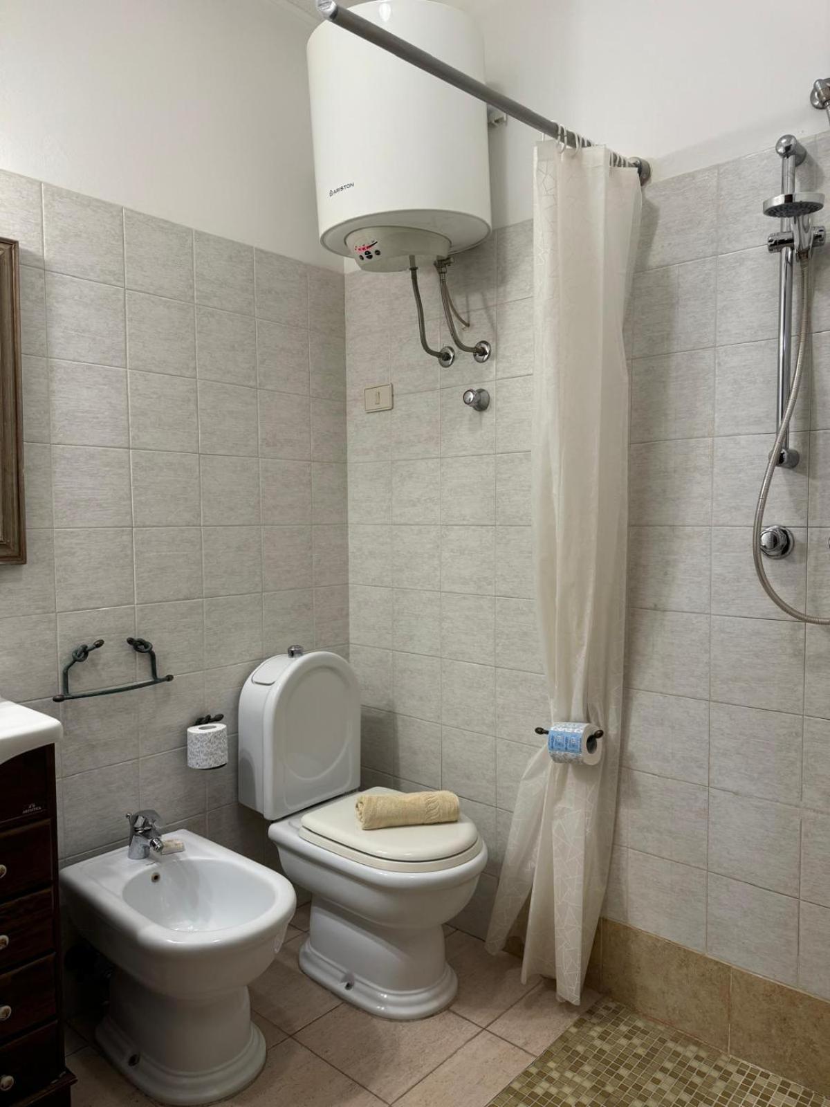 Case Vacanze Di Isabella Stoia Giardini-Naxos Extérieur photo