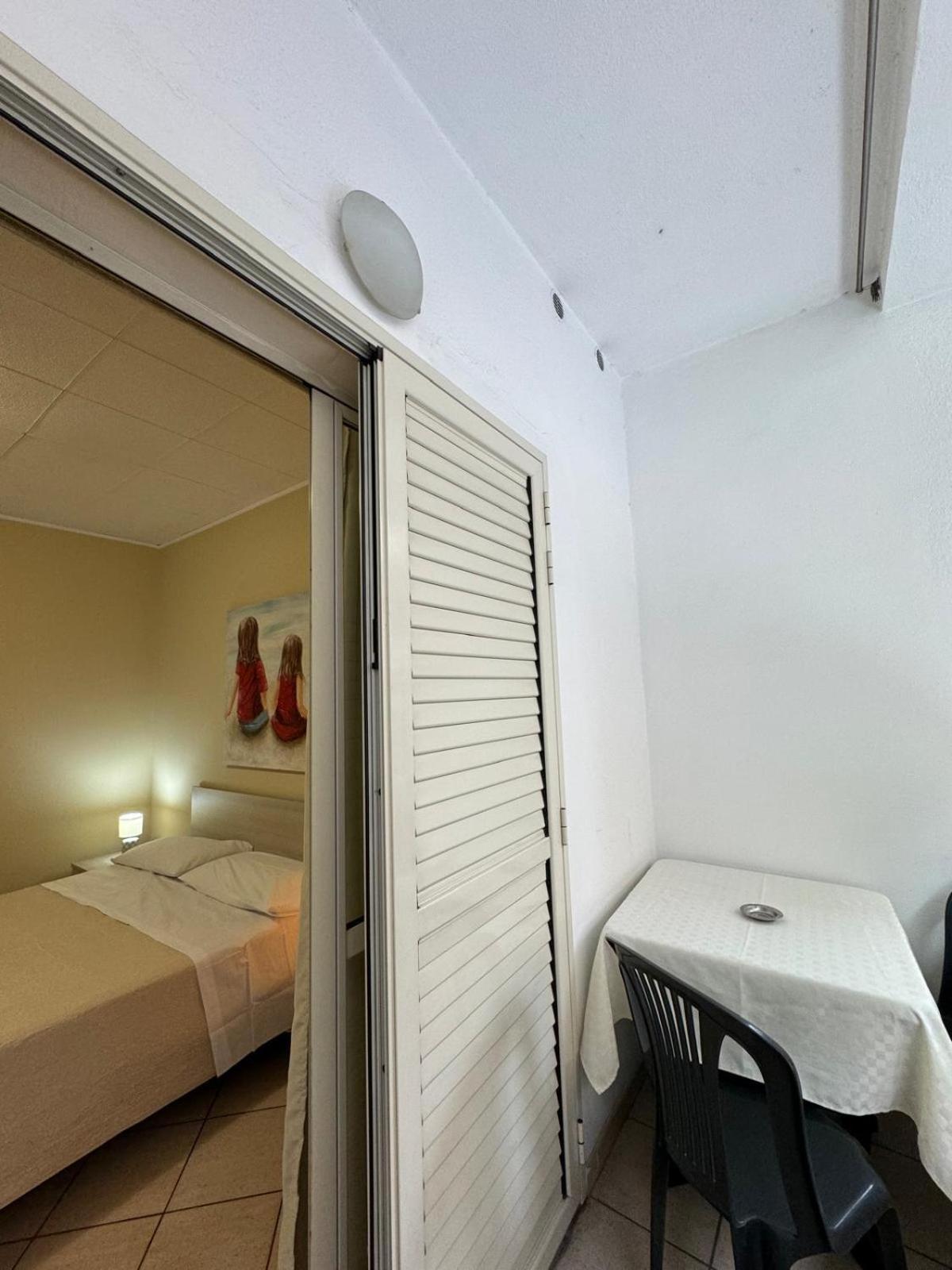 Case Vacanze Di Isabella Stoia Giardini-Naxos Extérieur photo